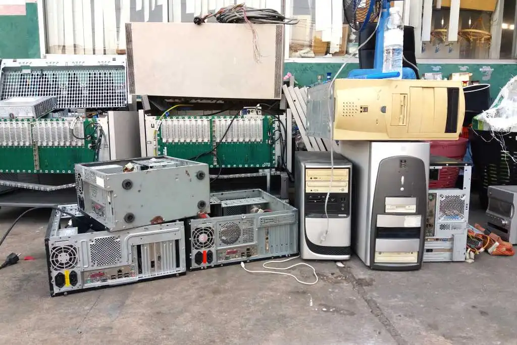 Home 4 Computer Scrap